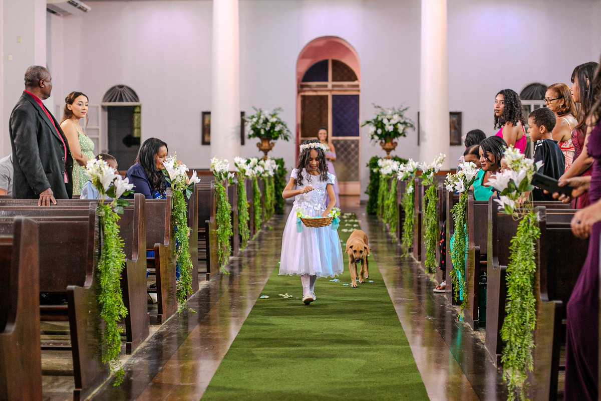 casamento juliana e tarcisio aracuai mg igreja matriz padre carlos magno