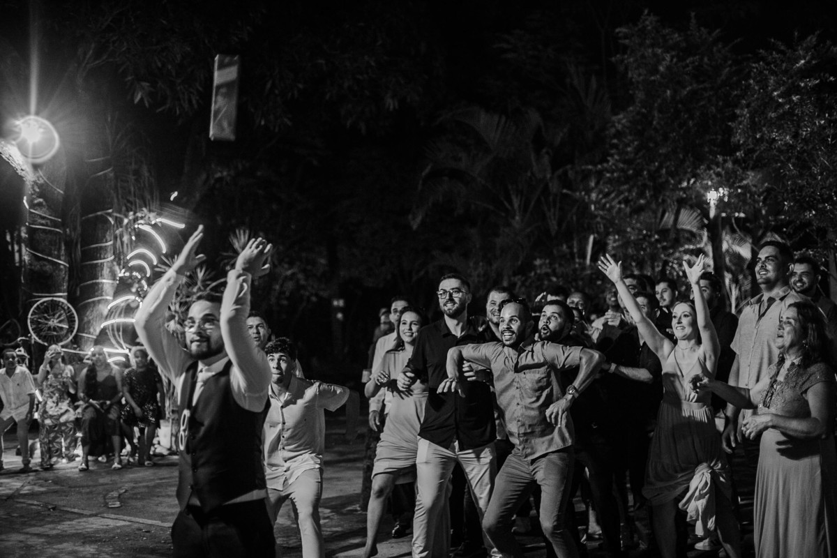 casamento juliana e tarcisio aracuai mg uait recepção festa rosely prates ladino drinks