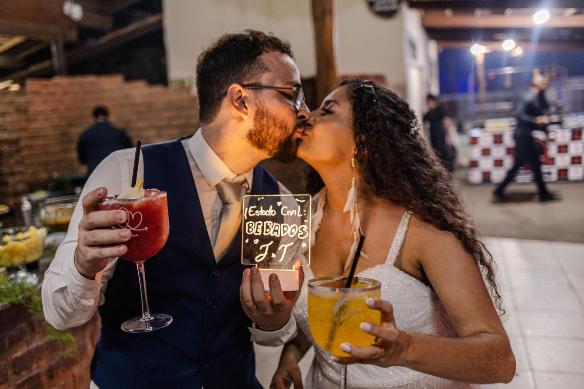 casamento juliana e tarcisio aracuai mg uait recepção festa rosely prates ladino drinks