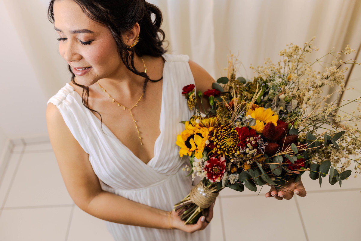 Casamento Umbanda araçuaí Bruna Dias Make Making Of Buque Floricultura