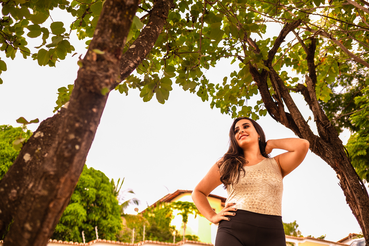 ensaio debutante com árvores