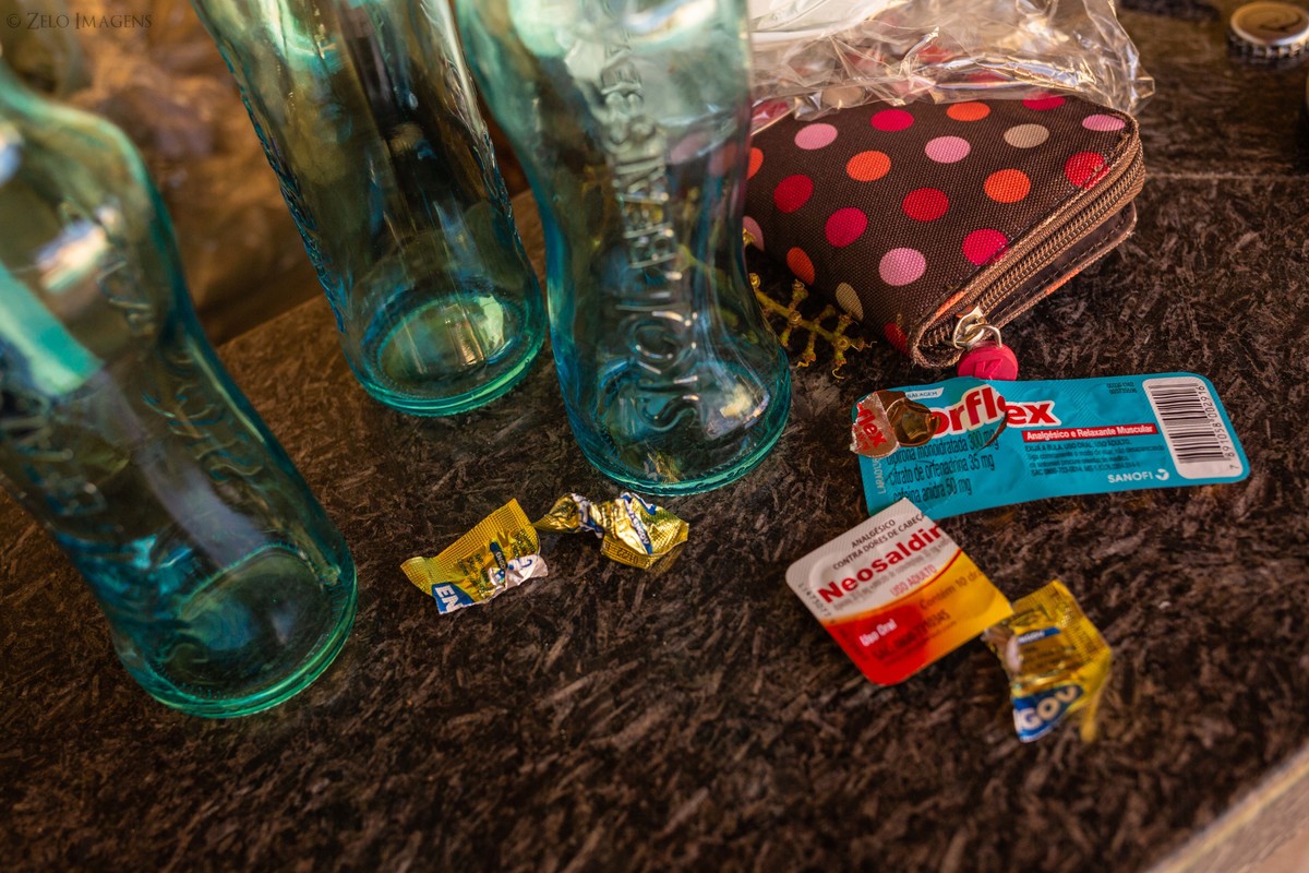 Despedida de solteiro gin dorflex neosaldina engov