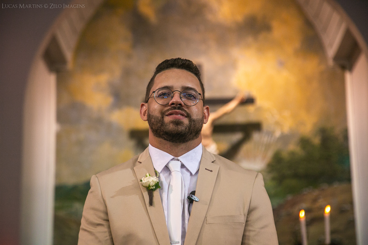 casamento de dia aracuai noivo emocionado