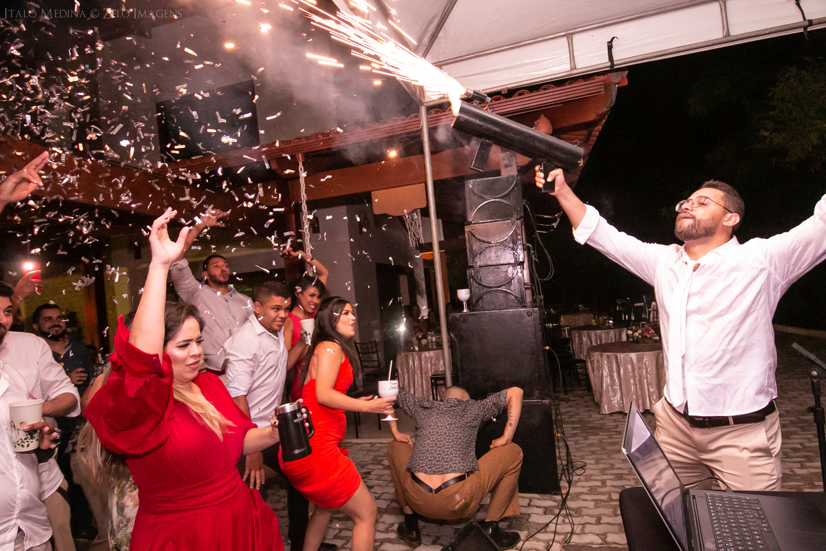 casamento de dia aracuai noivo dj