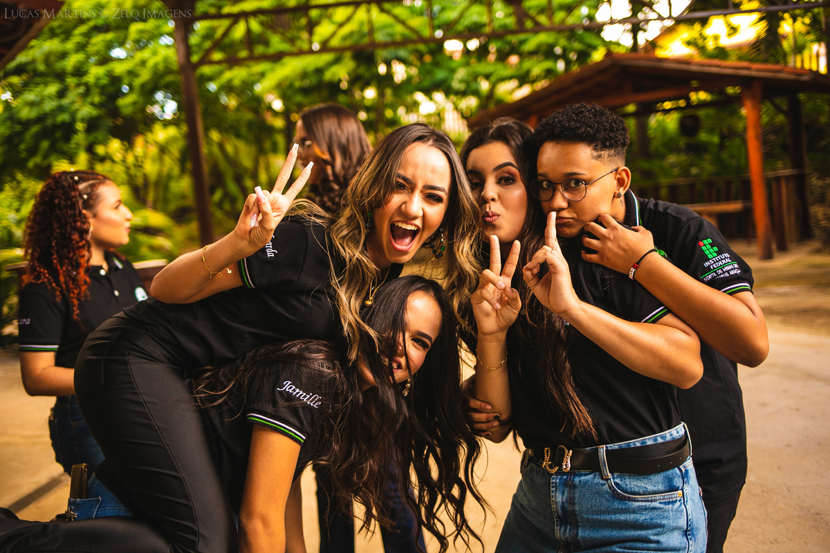 ensaio de formatura araçuaí uait formandos fazendo v da vitoria