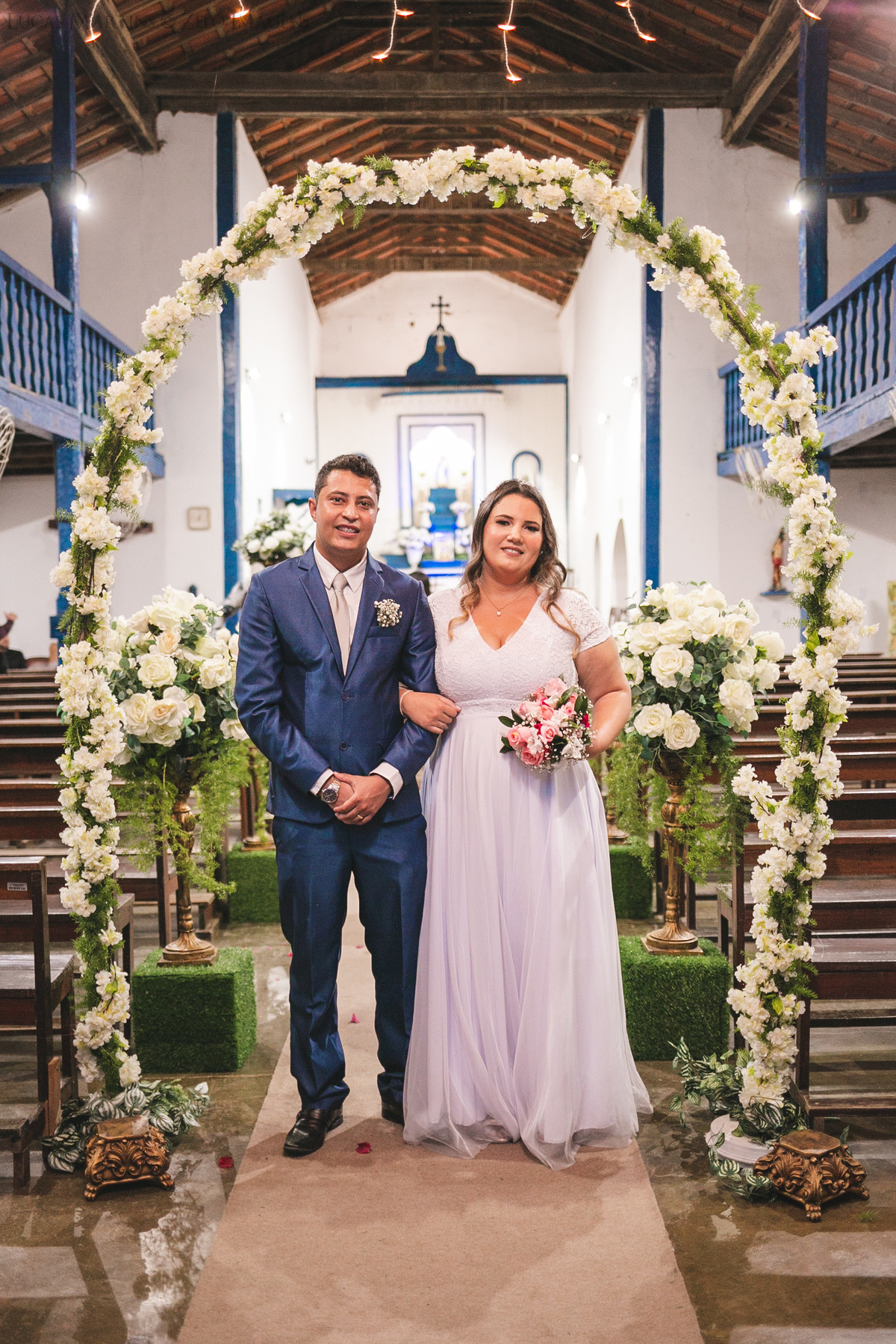 Casamento durante o dia Araçuaí igreja do rosário