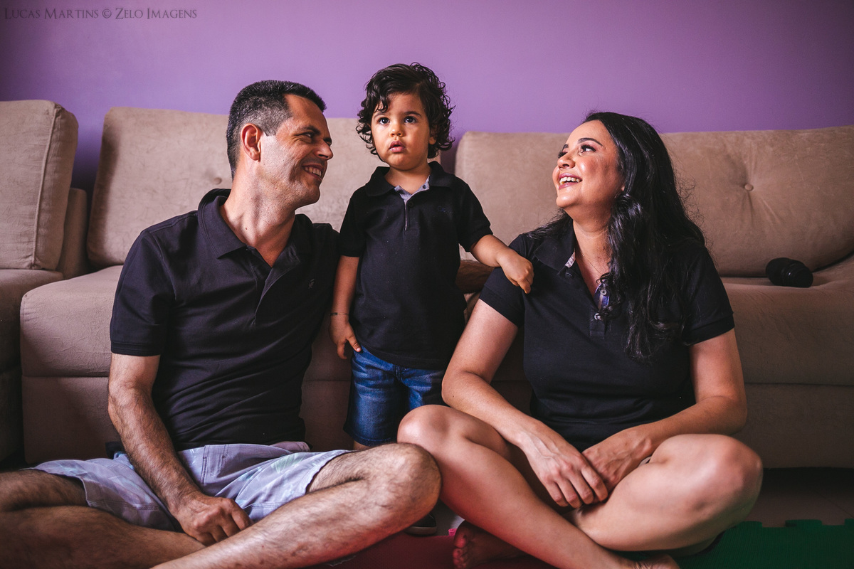 ensaio de familia em casa pandemia araçuaí mg