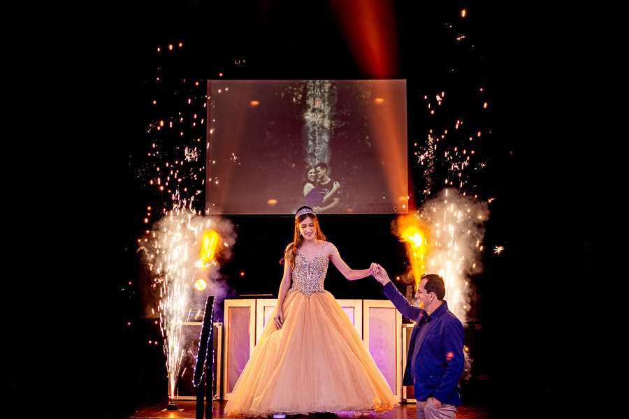 festa de 15 anos algazarra algodoeira Valber Trevisan Jau SP