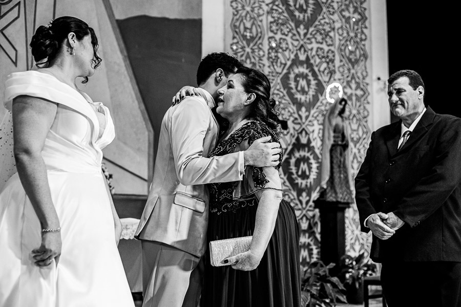 Casamento Heloisa e Vinicius Valber Trevisan Paroquia Santo Expedito Bariri SP