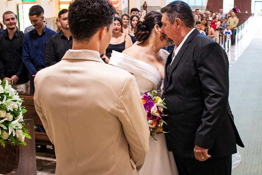 Casamento Heloisa e Vinicius Valber Trevisan Paroquia Santo Expedito Bariri SP