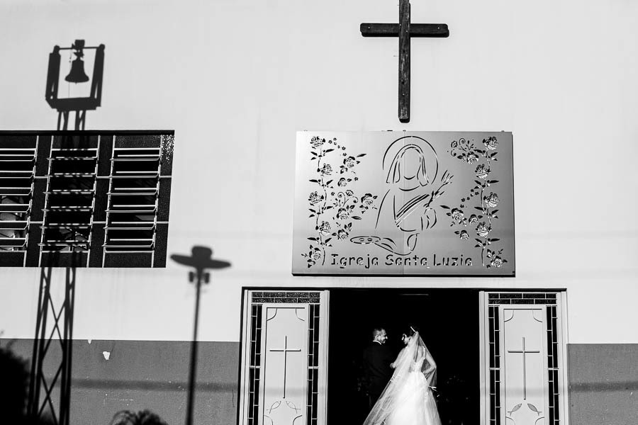 Casamento em Bariri SP Igreja Santa Luiza Pamela e Tiago Valber Trevisan