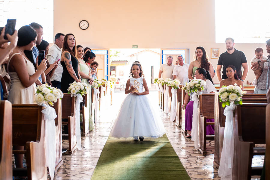 Casamento em Bariri SP Igreja Santa Luiza Pamela e Tiago Valber Trevisan