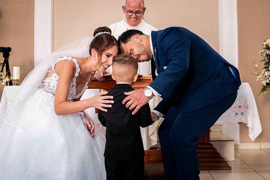 Casamento em Bariri SP Igreja Santa Luiza Pamela e Tiago Valber Trevisan