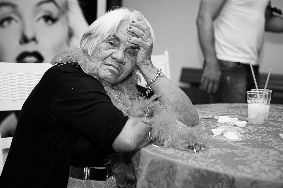 15 anos foto  balada vó cansada