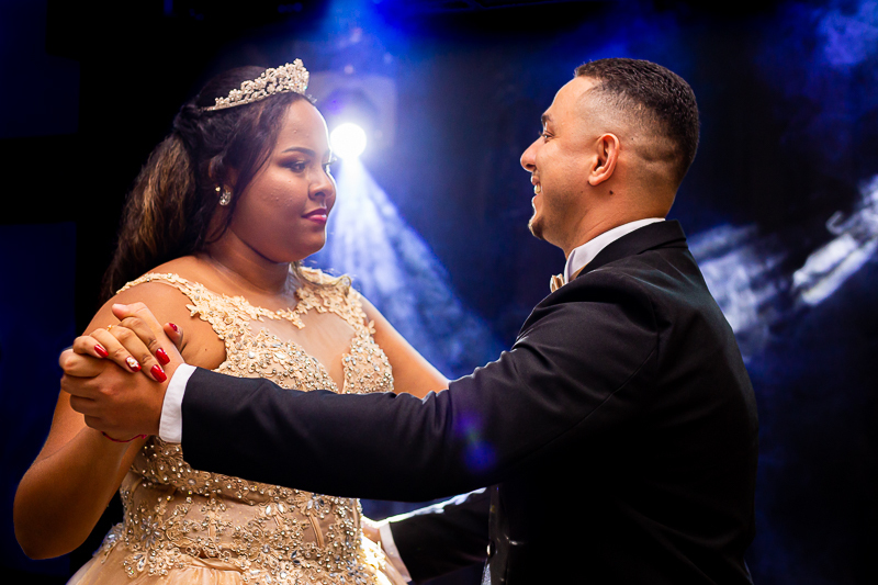 valsa da  debutante com o irmão