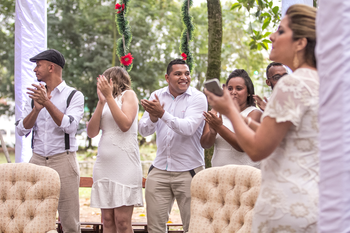 padrinhos a espera da noiva