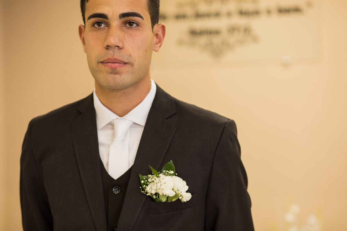 FOTOGRAFIA  NOIVO AGUARDANDO ENTRADA DA NOIVA, CASAMENTO NO SALÃO DO REINO DAS TESTEMUNHAS DE JEOVÁ EM FRANCISCO MORATO