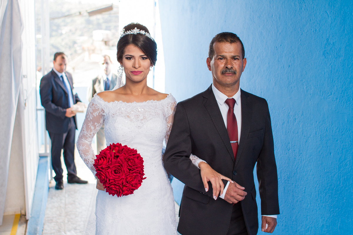 FOTOGRAFIA ENTRADA DA NOIVA, CASAMENTO NO SALÃO DO REINO DAS TESTEMUNHAS DE JEOVÁ EM FRANCISCO MORATO