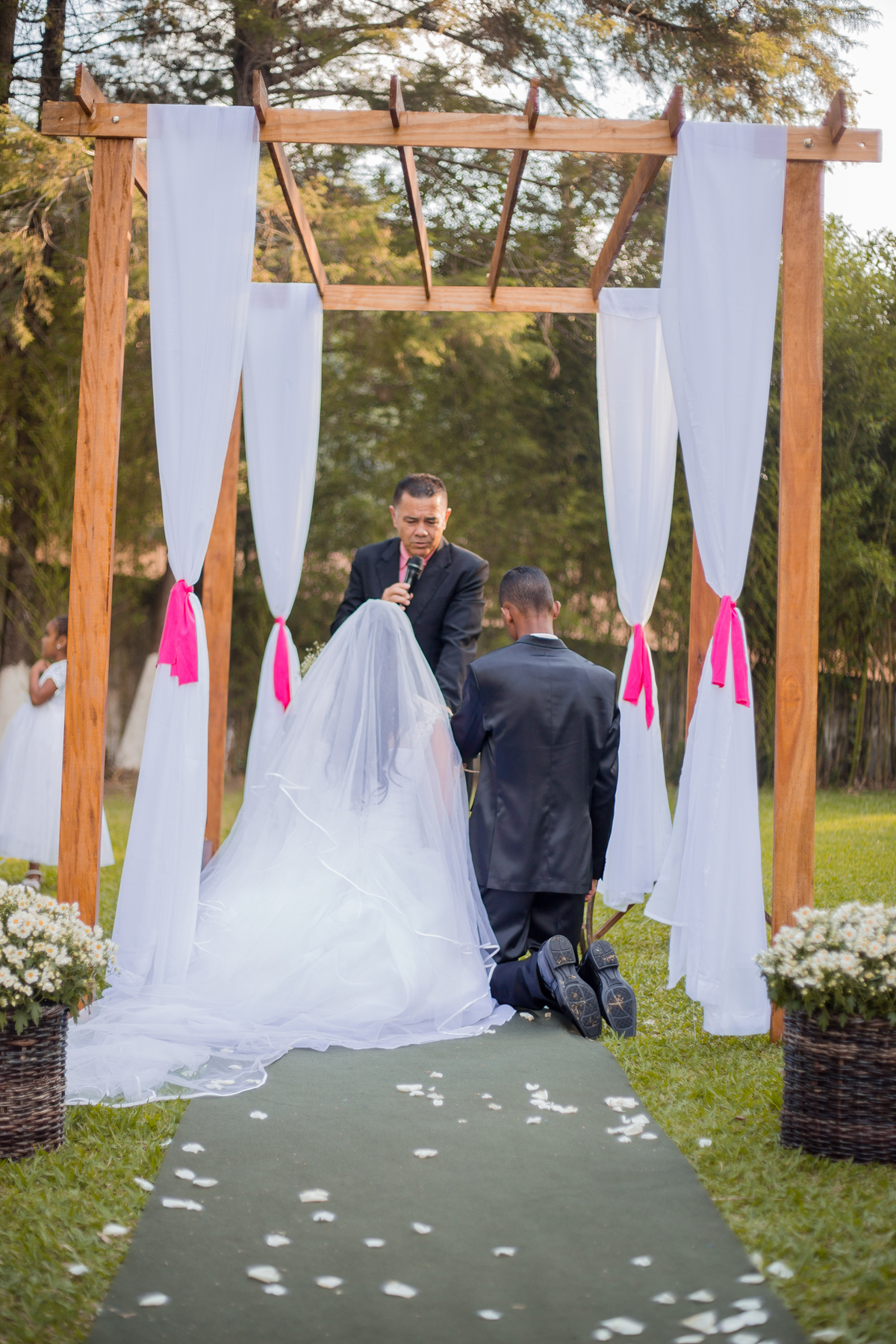 fotografia de casamento em mairiporã  benção das alianças
