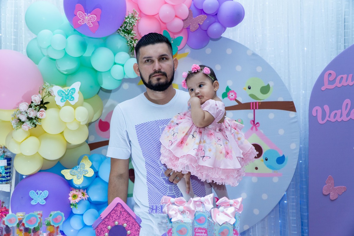 Comemoração do aniversário de 01 ano da Laura Valentina, reunindo a famílias e amigos para esse dia tão especial. 