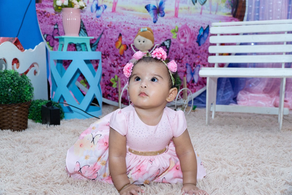 Comemoração do aniversário de 01 ano da Laura Valentina, reunindo a famílias e amigos para esse dia tão especial. 