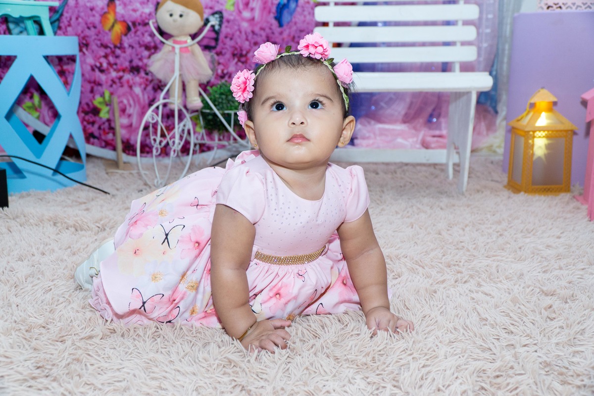 Comemoração do aniversário de 01 ano da Laura Valentina, reunindo a famílias e amigos para esse dia tão especial. 