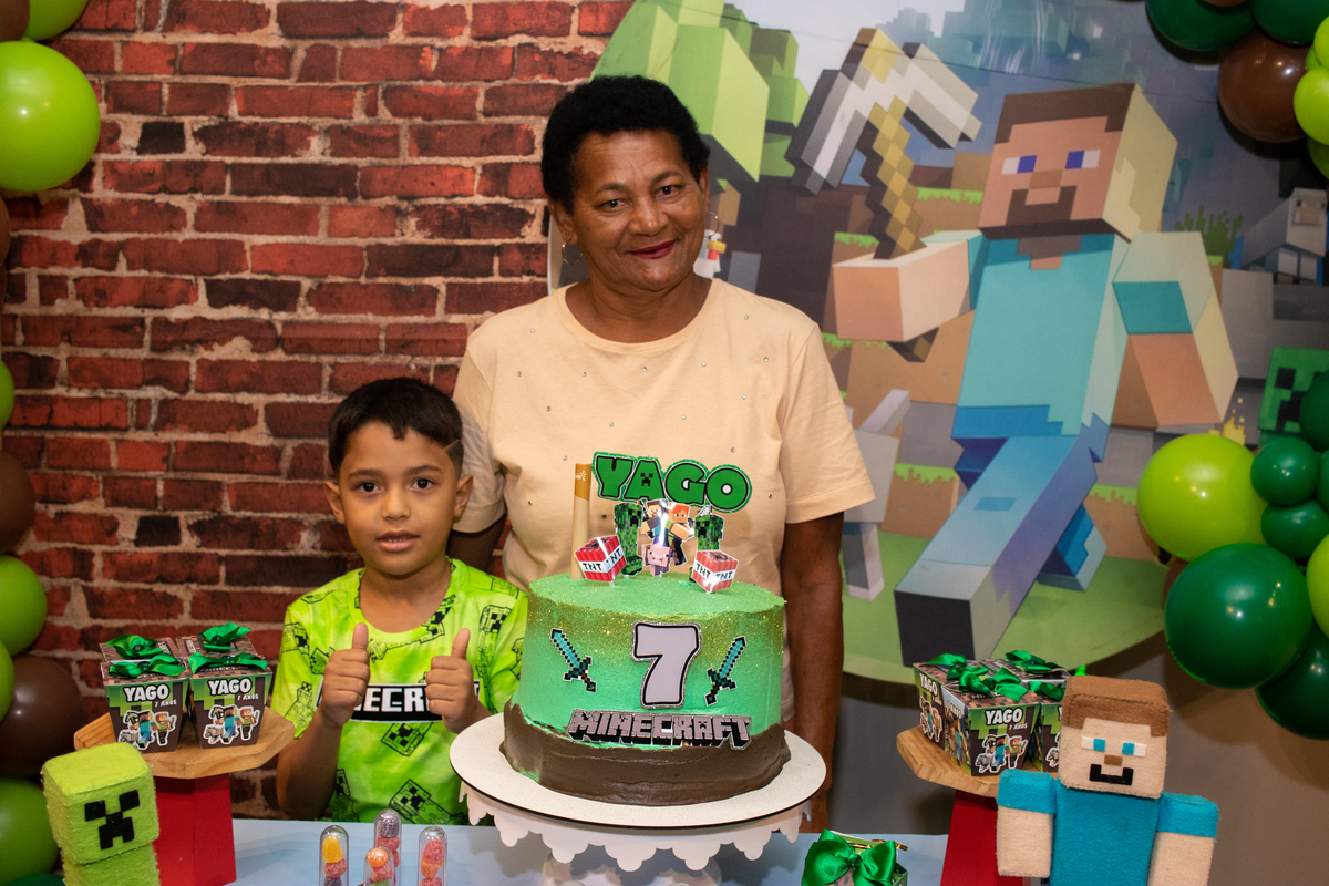 Aniversário 07 anos Yago Arena Royale Esports - Estúdio Composição 