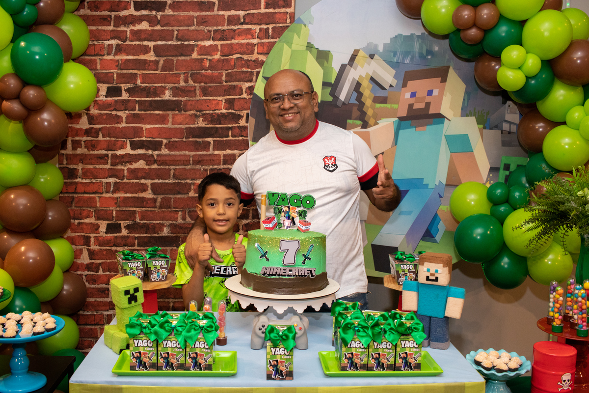 Aniversário 07 anos Yago Arena Royale Esports - Estúdio Composição 