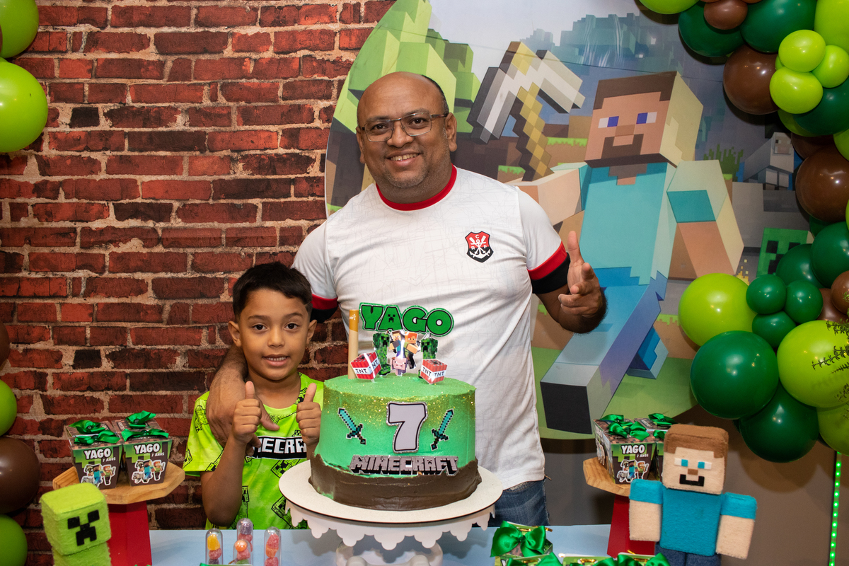 Aniversário 07 anos Yago Arena Royale Esports - Estúdio Composição 