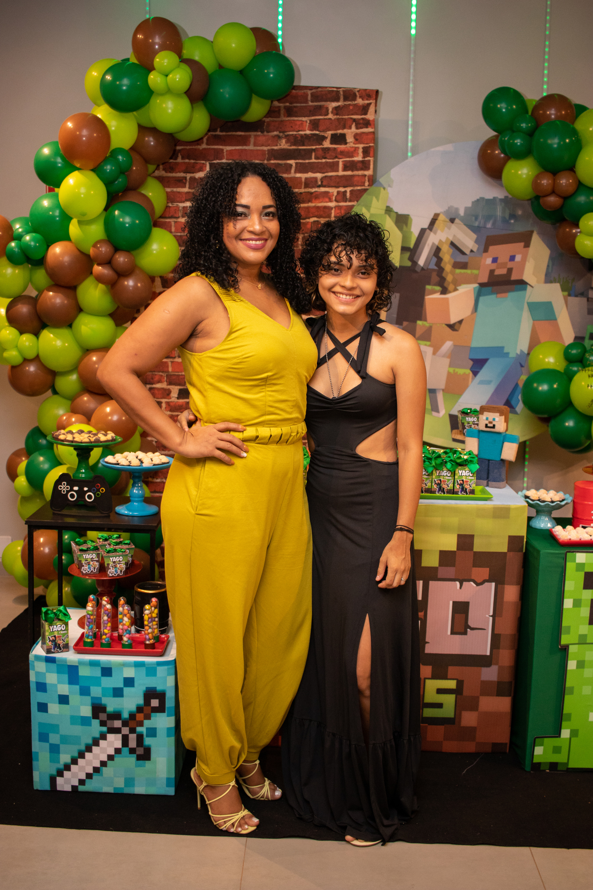 Aniversário 07 anos Yago Arena Royale Esports - Estúdio Composição 