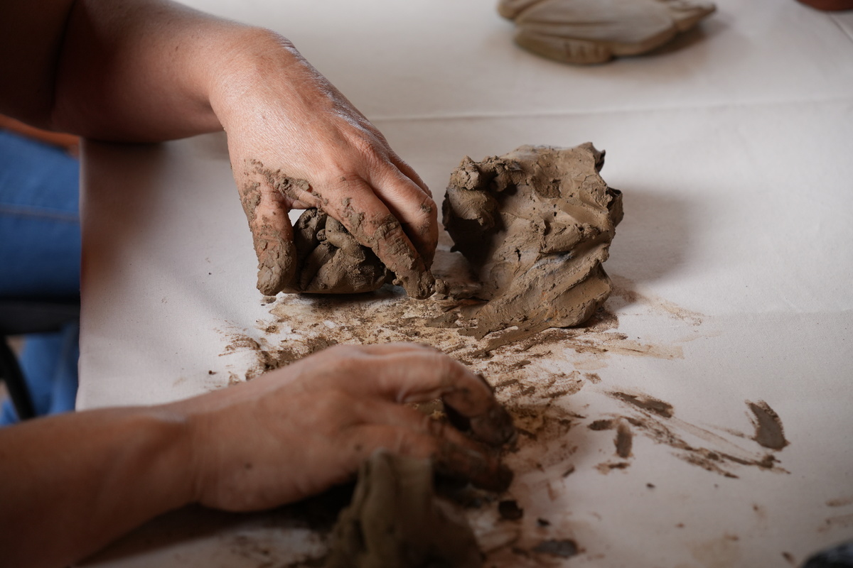 Oficina de Cerâmica do Projeto Cerâmica para Todos.