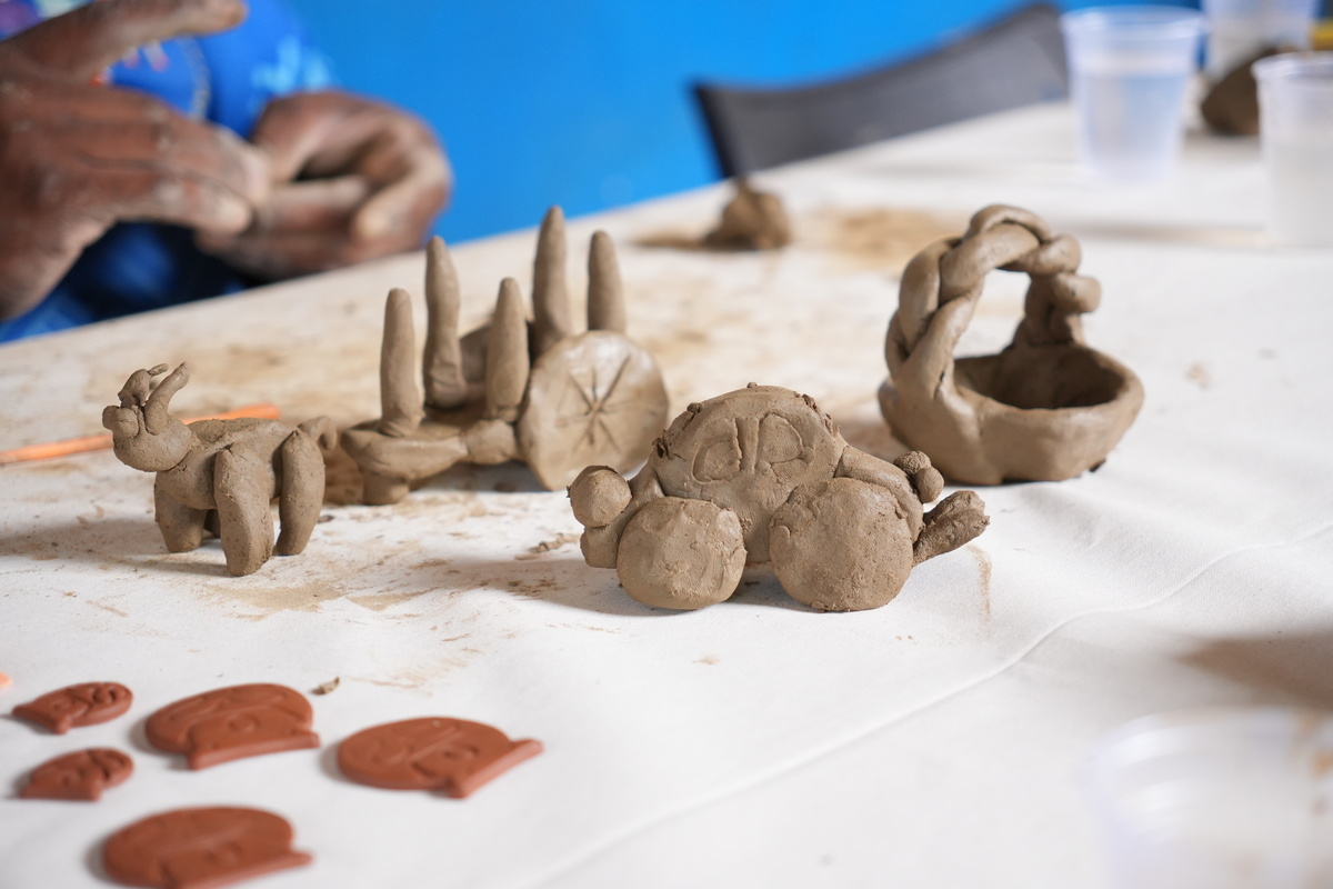 Oficina de Cerâmica do Projeto Cerâmica para Todos.