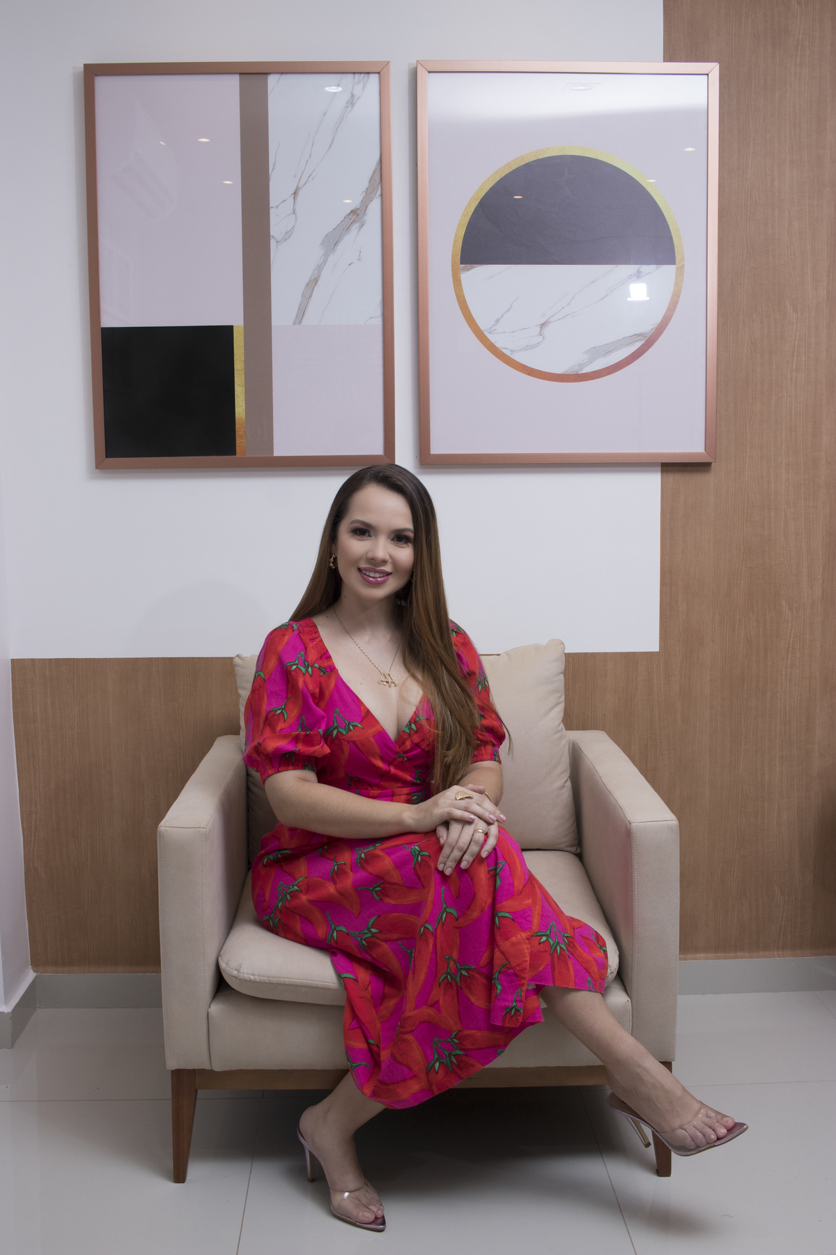 Ensaio empresarial com a esteticista Alana Azevedo para matéria que será publicada na revista Destaque Santarém 2021