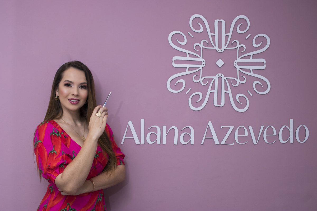 Ensaio empresarial com a esteticista Alana Azevedo para matéria que será publicada na revista Destaque Santarém 2021