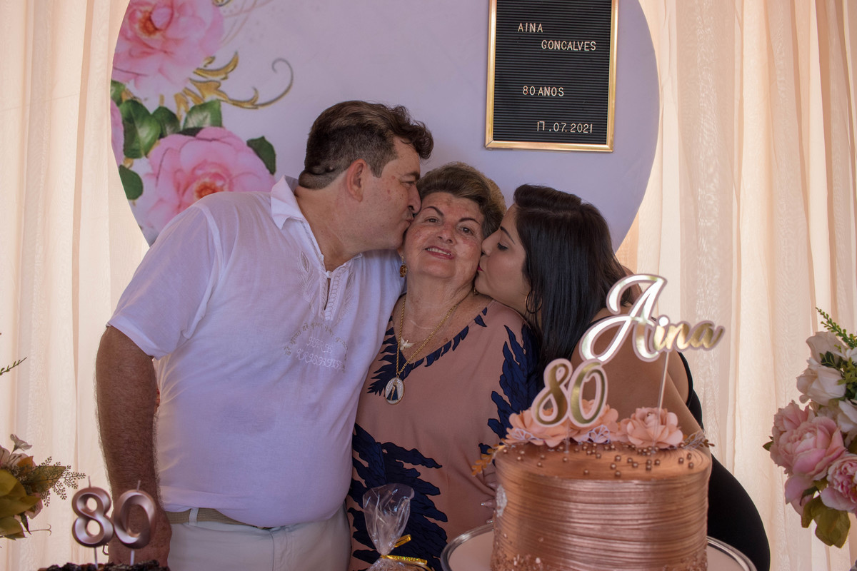 Aniversário de 80 anos - Aina Gonçalves 