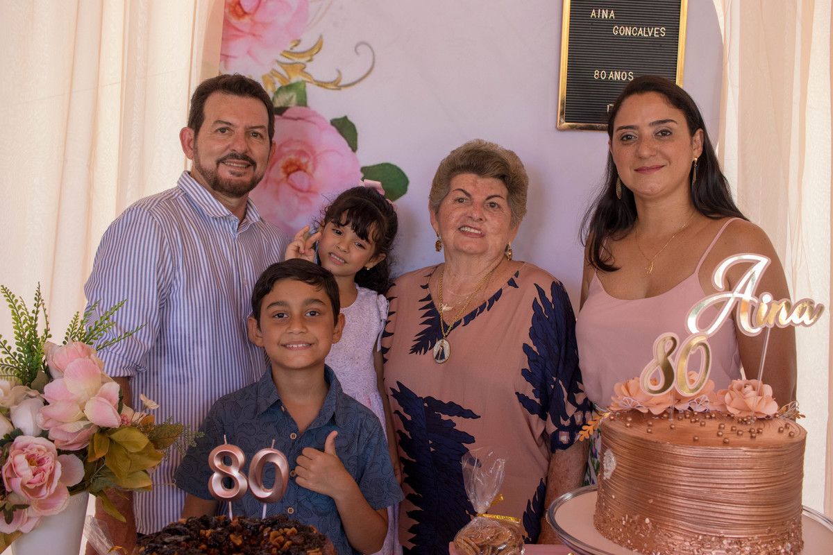 Aniversário de 80 anos - Aina Gonçalves 