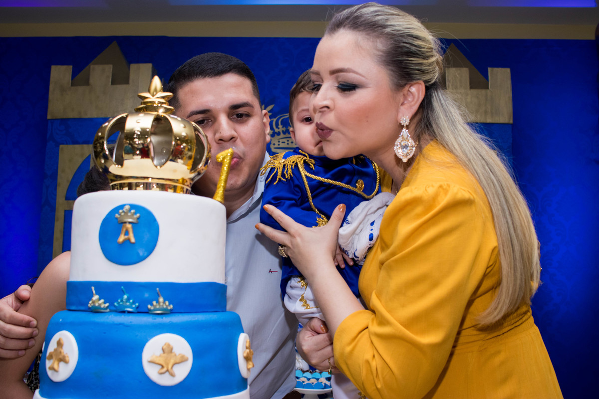 Comemoração do aniversário de 01 ano do Rei Arthur, momento de muita alegria e celebração de um dia super especial, ficamos gratos por fazer parte dessa celebração, acompanhe agora com a gente um pouco dessa noite. 