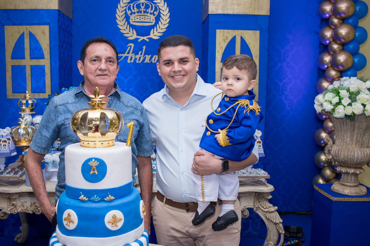 Comemoração do aniversário de 01 ano do Rei Arthur, momento de muita alegria e celebração de um dia super especial, ficamos gratos por fazer parte dessa celebração, acompanhe agora com a gente um pouco dessa noite. 