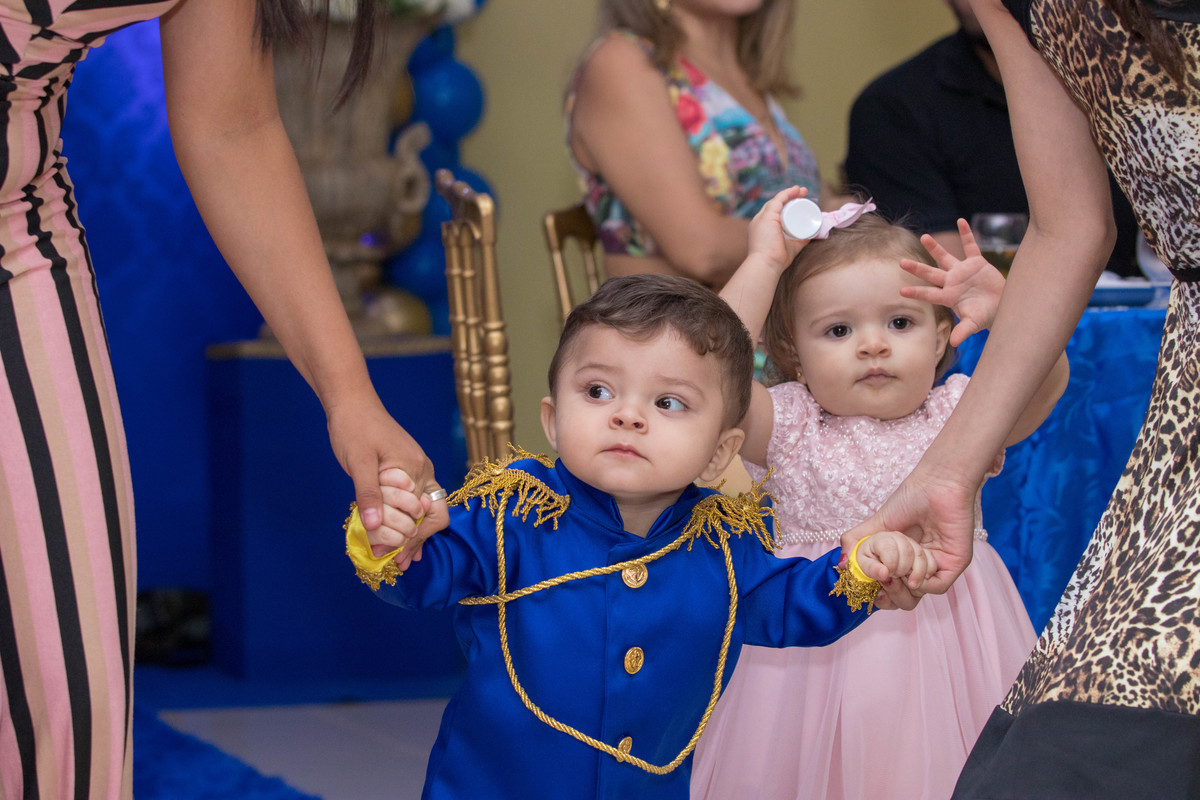 Comemoração do aniversário de 01 ano do Rei Arthur, momento de muita alegria e celebração de um dia super especial, ficamos gratos por fazer parte dessa celebração, acompanhe agora com a gente um pouco dessa noite. 