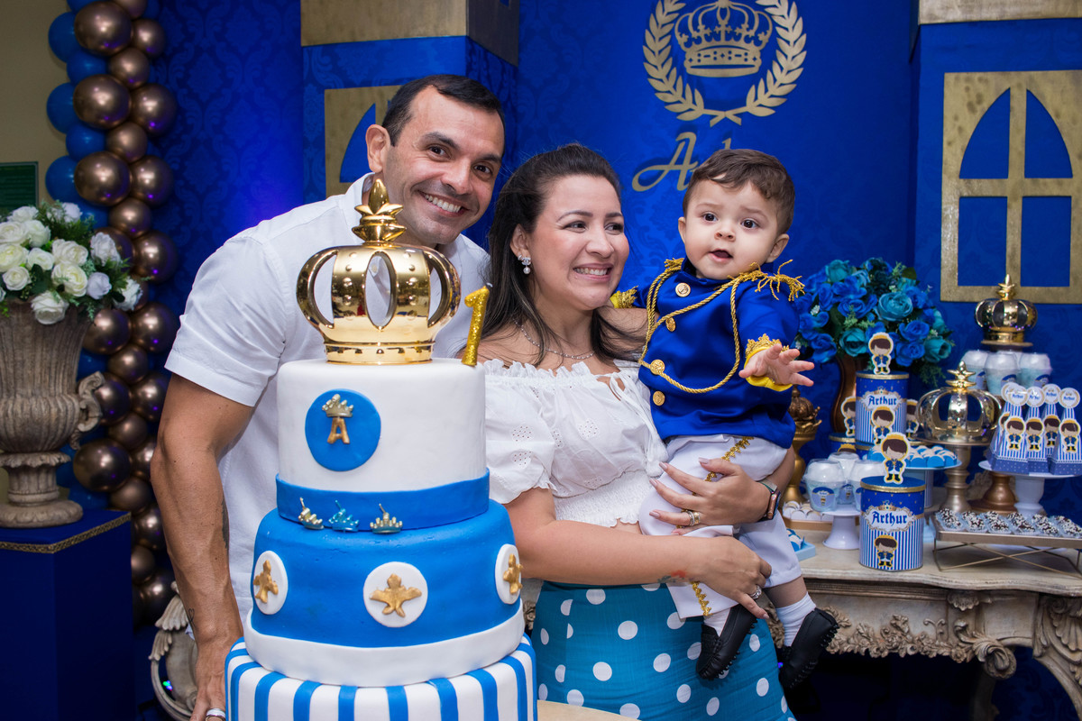 Comemoração do aniversário de 01 ano do Rei Arthur, momento de muita alegria e celebração de um dia super especial, ficamos gratos por fazer parte dessa celebração, acompanhe agora com a gente um pouco dessa noite. 