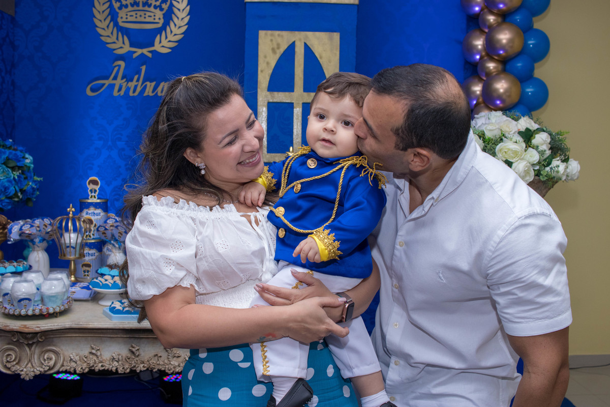 Comemoração do aniversário de 01 ano do Rei Arthur, momento de muita alegria e celebração de um dia super especial, ficamos gratos por fazer parte dessa celebração, acompanhe agora com a gente um pouco dessa noite. 