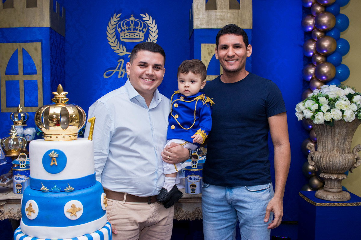 Comemoração do aniversário de 01 ano do Rei Arthur, momento de muita alegria e celebração de um dia super especial, ficamos gratos por fazer parte dessa celebração, acompanhe agora com a gente um pouco dessa noite. 