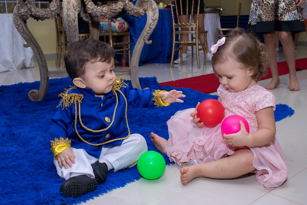 Comemoração do aniversário de 01 ano do Rei Arthur, momento de muita alegria e celebração de um dia super especial, ficamos gratos por fazer parte dessa celebração, acompanhe agora com a gente um pouco dessa noite. 