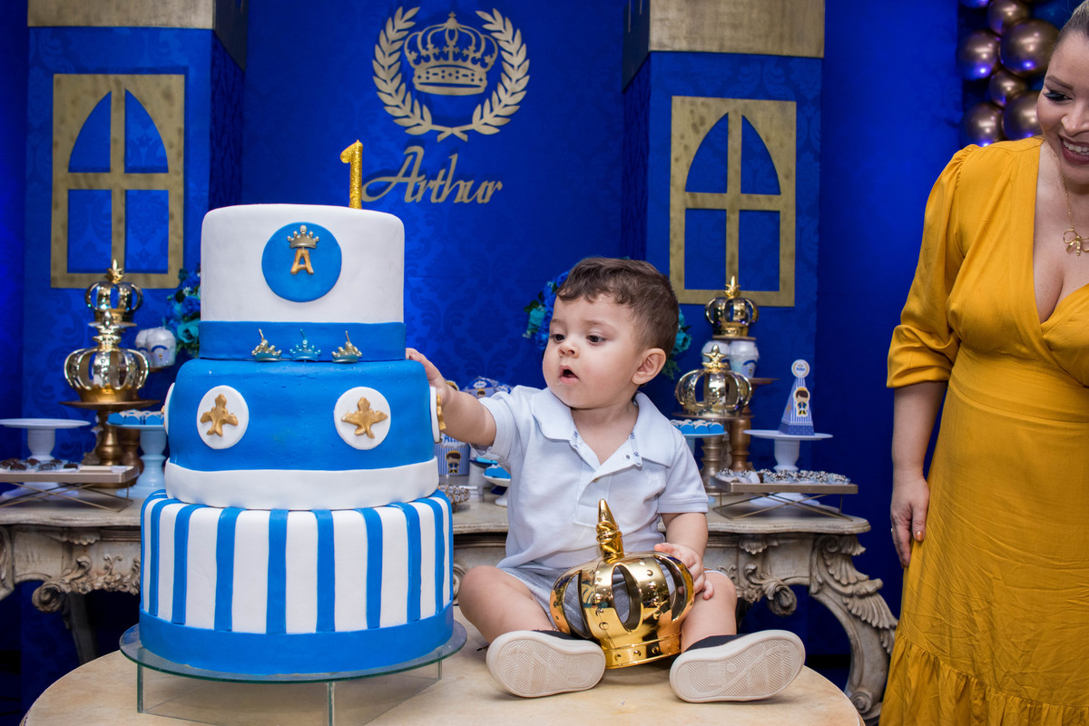 Comemoração do aniversário de 01 ano do Rei Arthur, momento de muita alegria e celebração de um dia super especial, ficamos gratos por fazer parte dessa celebração, acompanhe agora com a gente um pouco dessa noite. 