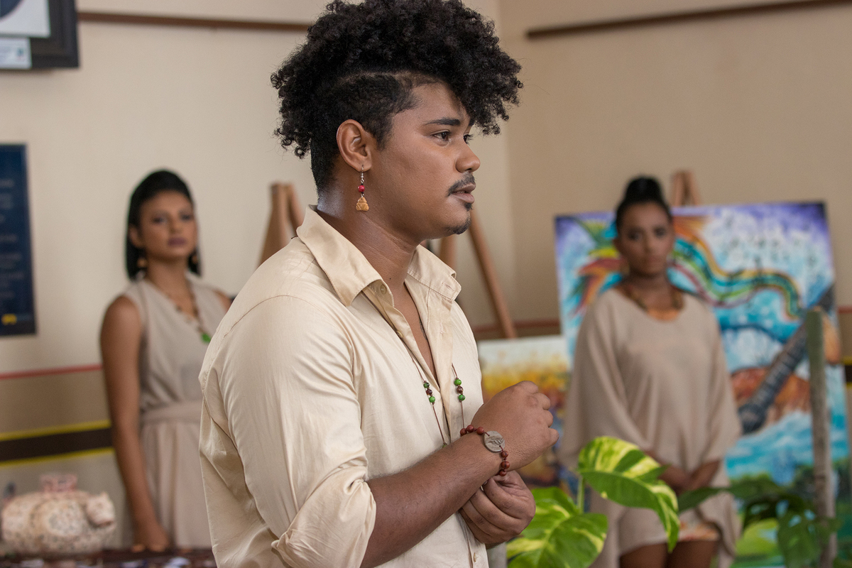 Exposição e Desfile de Moda com Biojoias de Cerâmica - Centro Cultural João Fona - Santarém - Pará