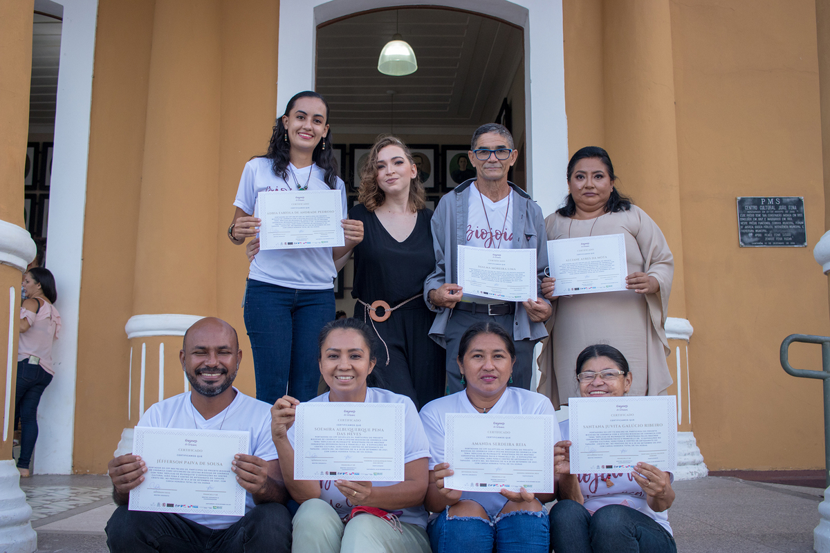 Exposição e Desfile de Moda com Biojoias de Cerâmica - Centro Cultural João Fona - Santarém - Pará