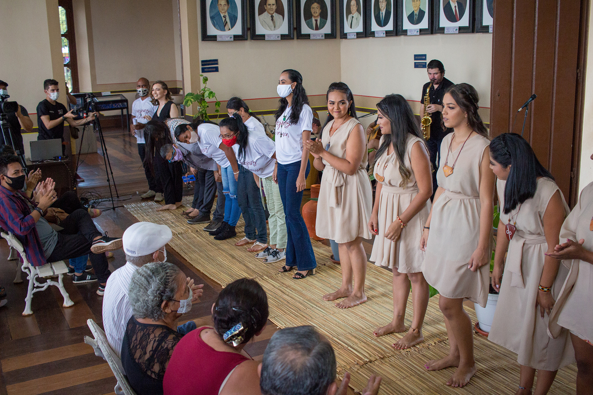 Exposição e Desfile de Moda com Biojoias de Cerâmica - Centro Cultural João Fona - Santarém - Pará