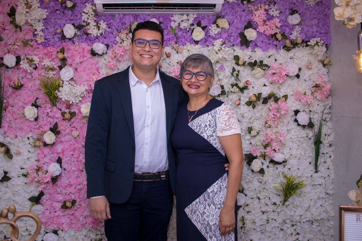 Celebramos o amor, a união, o inicio de um novo capítulo na vida desse casal super especial @gustavogt_campos e @alana_moniique