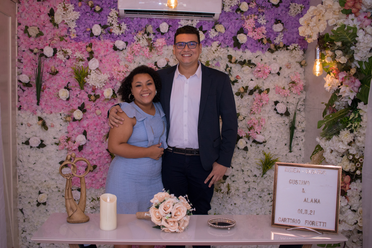 Celebramos o amor, a união, o inicio de um novo capítulo na vida desse casal super especial @gustavogt_campos e @alana_moniique