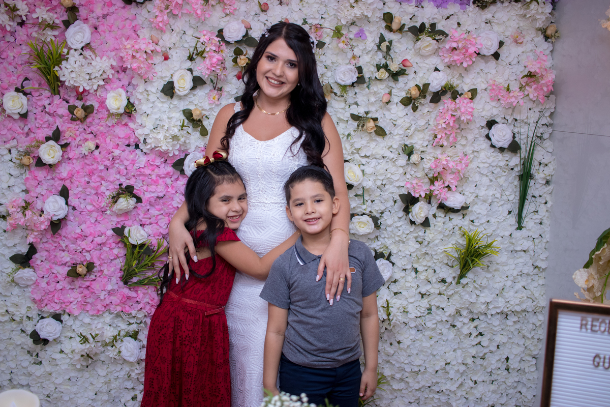 Celebramos o amor, a união, o inicio de um novo capítulo na vida desse casal super especial @gustavogt_campos e @alana_moniique